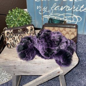😍 BNWOT Diana Rosh purple/black rex rabbit fur hand/head set